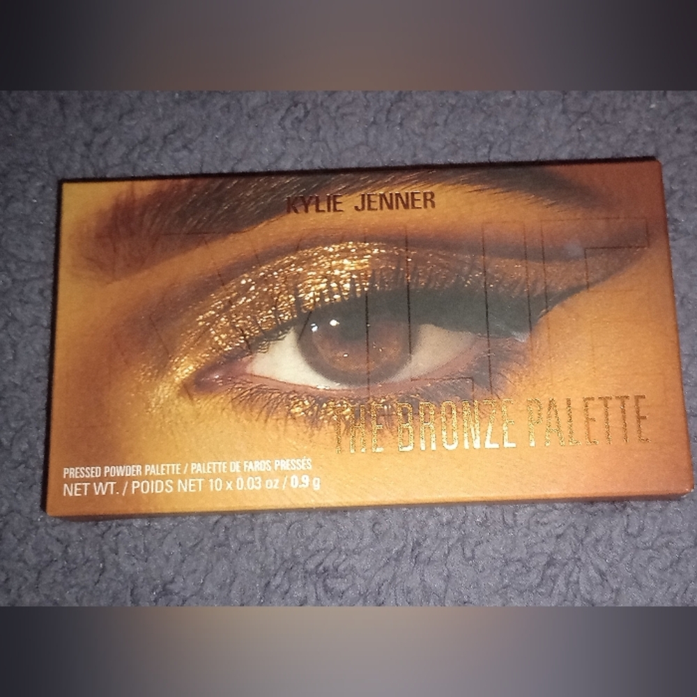 KYLIE JENNER COSMETICS THE BRONZE PALETTE NWT